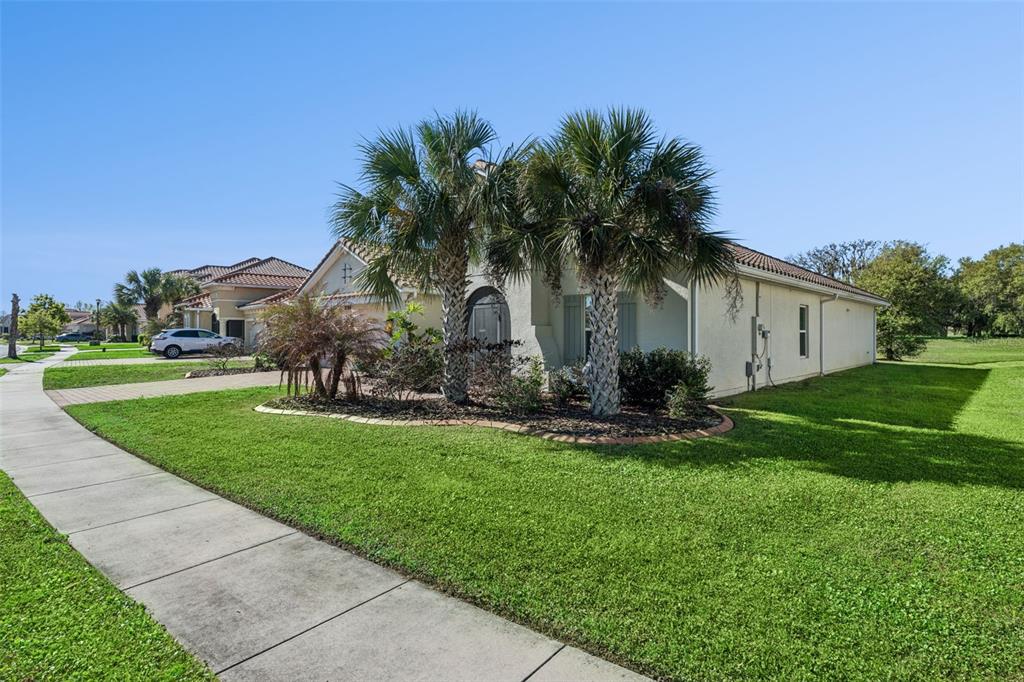 2780 Rialto Court Kissimmee, FL 34746 - Photo 3 of 84
