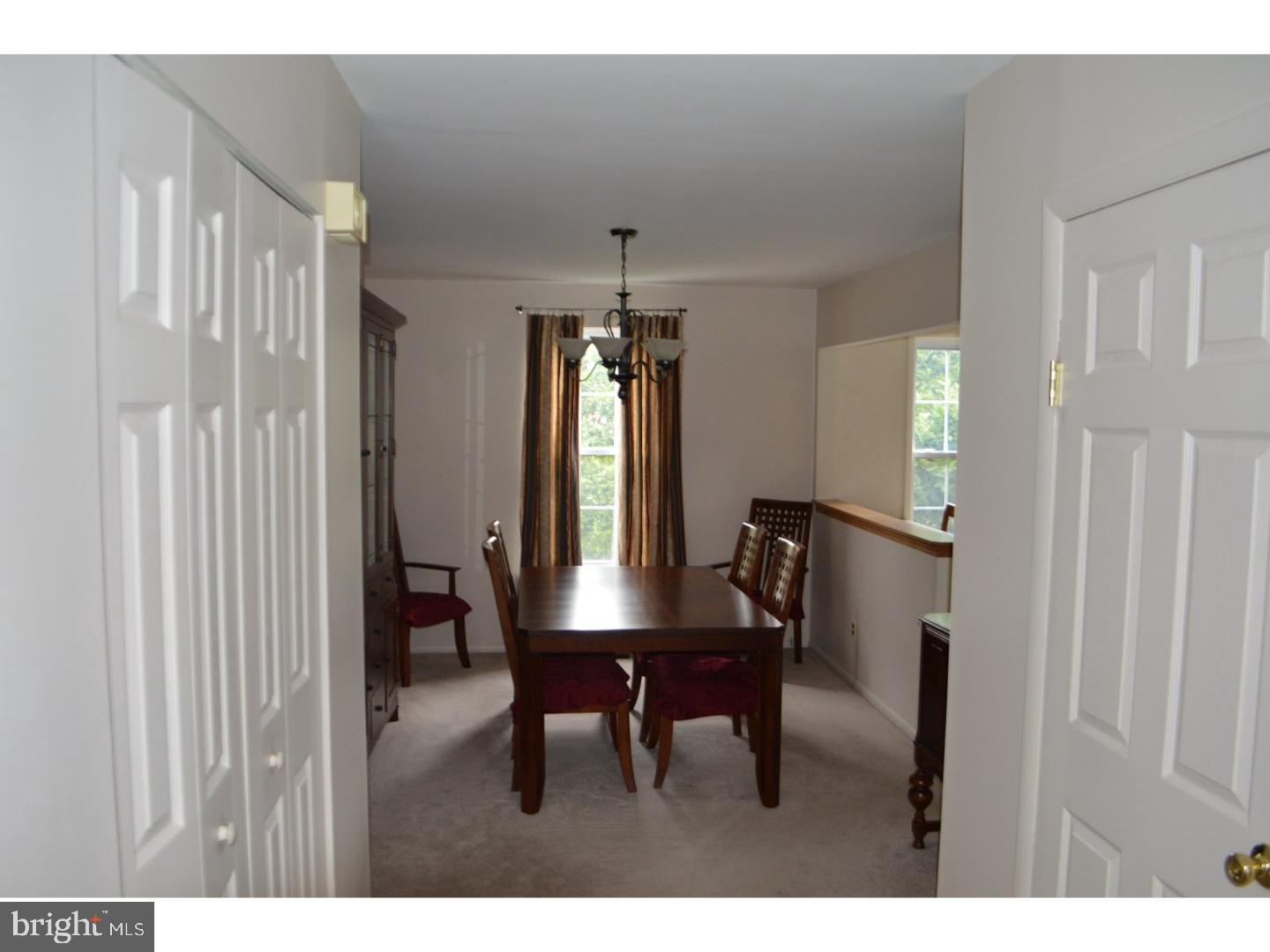 219 Wickley Road Philadelphia, PA 19154 - Photo 10 of 11 Dining Room