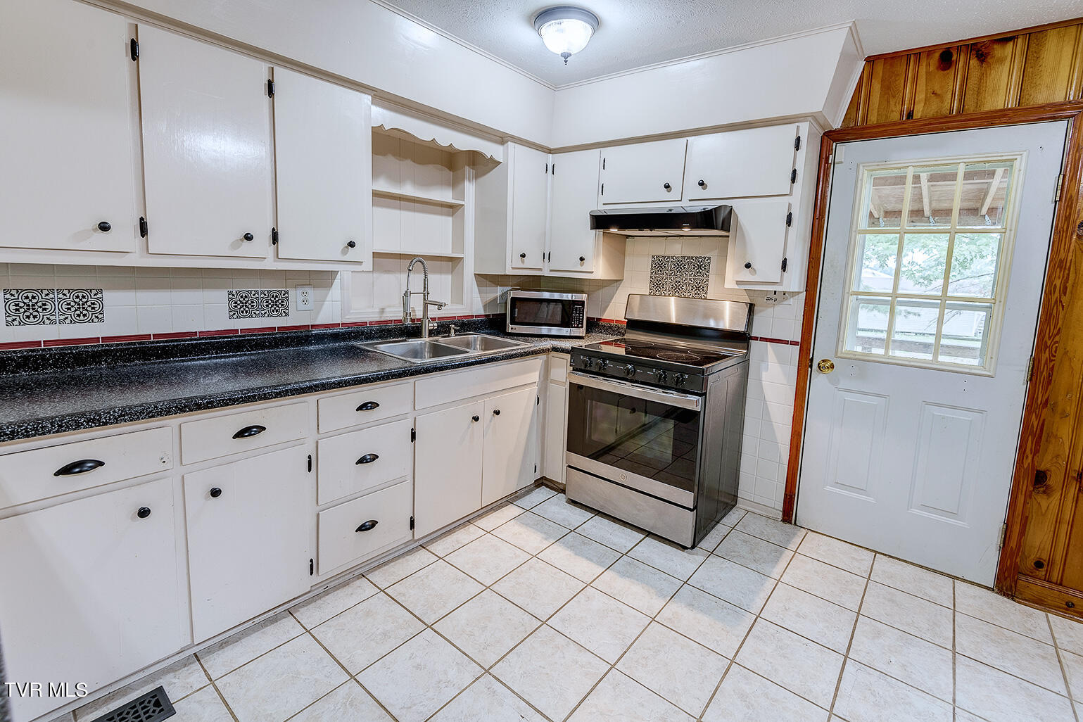 2125 Weems Chapel Road Mosheim, TN 37818 - Photo 33 of 48 Kitchen