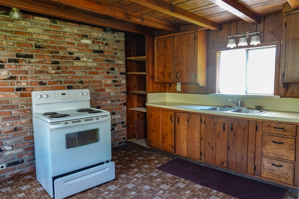 1324 South Fork Road Callahan, CA 96014 - Photo 11 of 39 Gallery Image 11