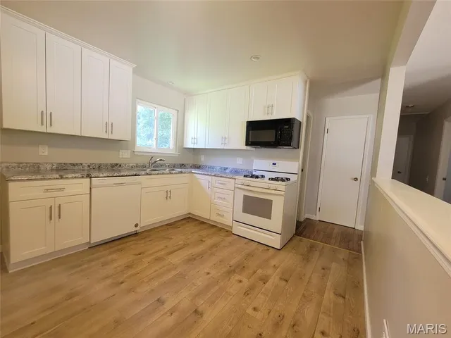 $1,475 | 972 Marrisa Drive, Florissant, MO 63031