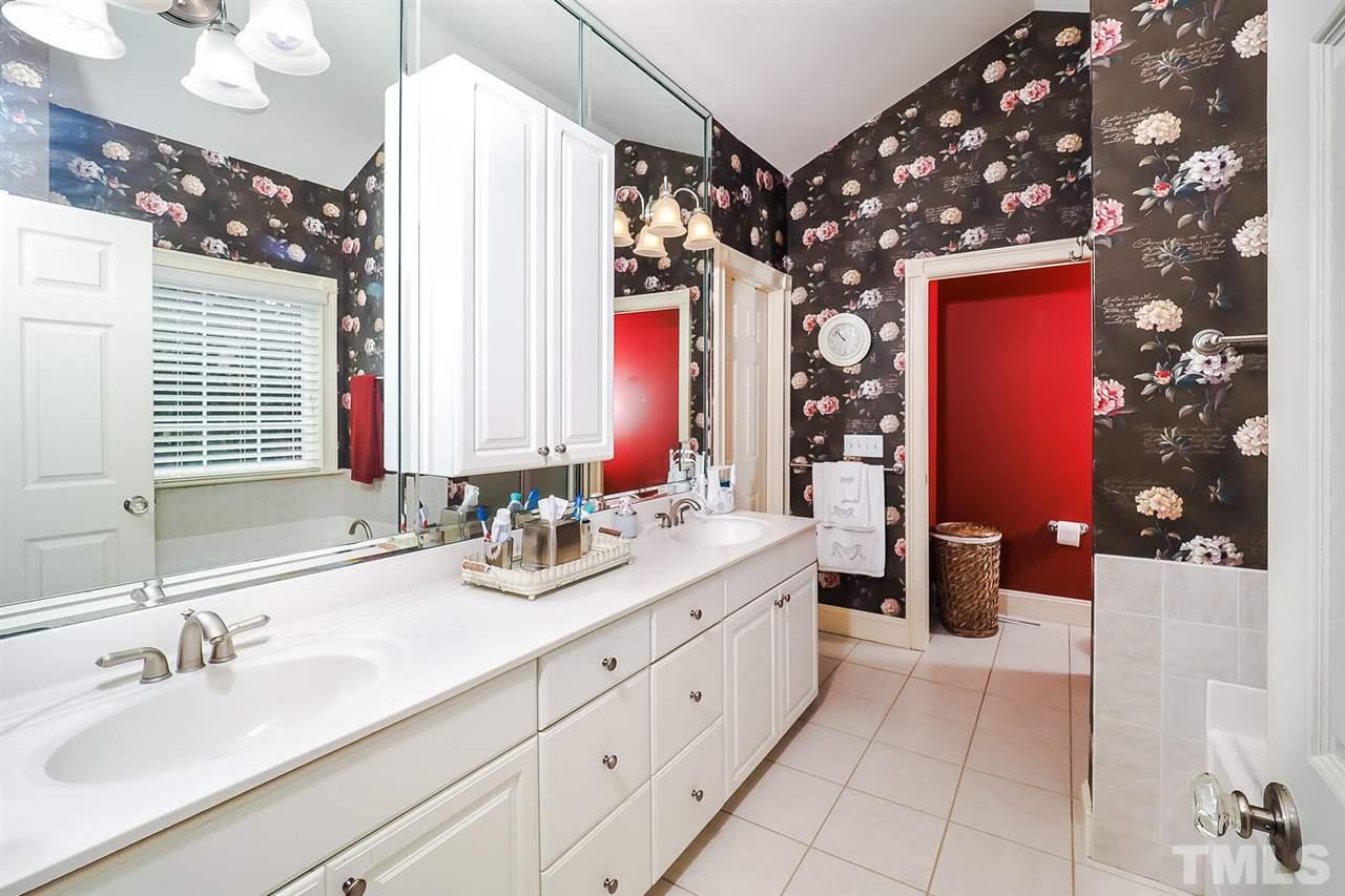 6601 Battle Bridge Road Raleigh, NC 27610 - Photo 14 of 25
