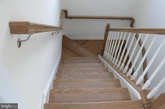 $4,500 | 4975 Longmire Way, Chantilly, VA 20151