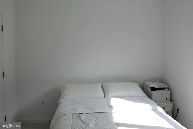 $4,500 | 4975 Longmire Way, Chantilly, VA 20151