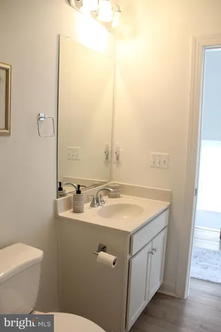 $4,500 | 4975 Longmire Way, Chantilly, VA 20151