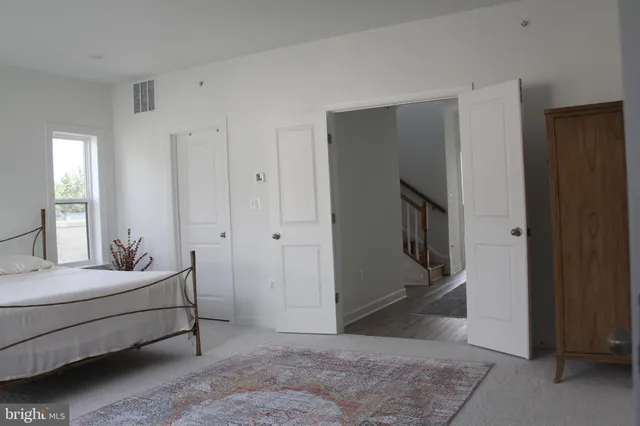 $4,500 | 4975 Longmire Way, Chantilly, VA 20151