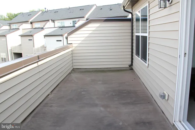 $4,500 | 4975 Longmire Way, Chantilly, VA 20151