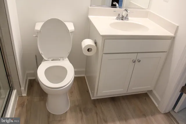 $4,500 | 4975 Longmire Way, Chantilly, VA 20151