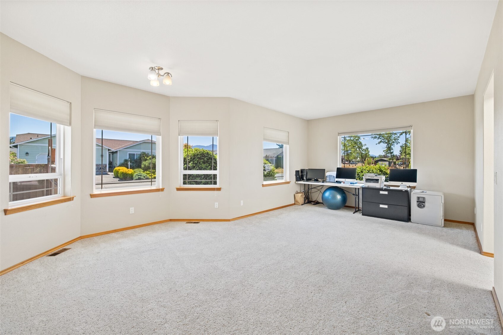 191 Choice Loop Sequim, WA 98382 - Photo 6 of 40