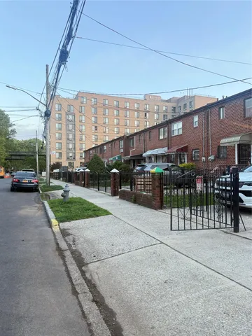 $599,000 | 244 Grafton Street | Brownsville