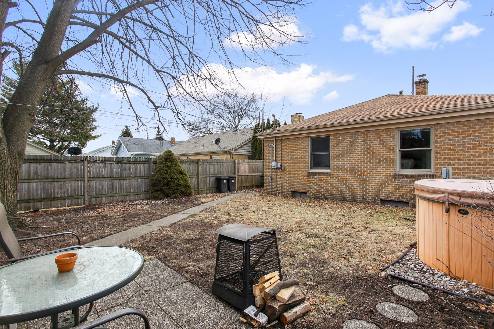 2049 Deane Boulevard Racine, WI 53403 - Photo 14 of 15
