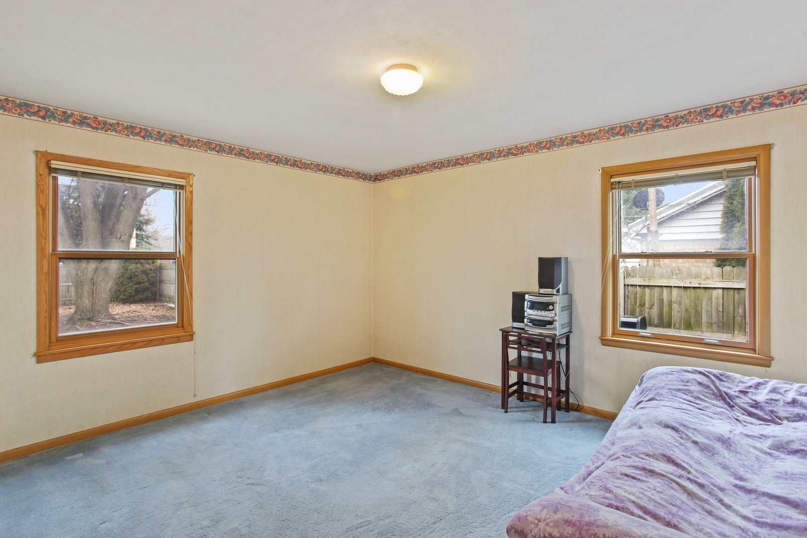 2049 Deane Boulevard Racine, WI 53403 - Photo 9 of 15