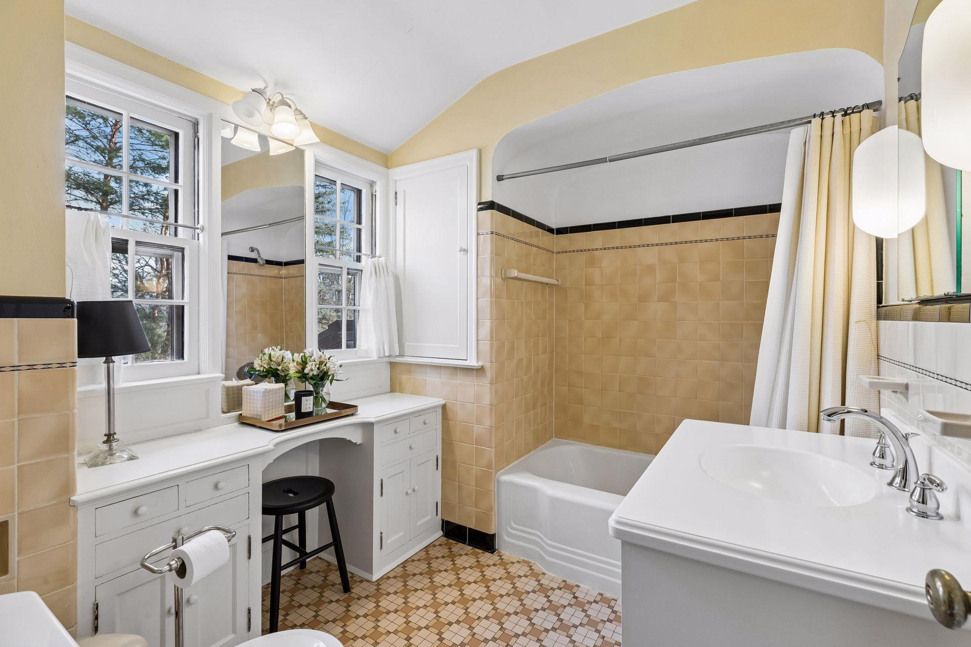 2 1/2 Webster Place Hopkins, MN 55305 - Photo 36 of 63