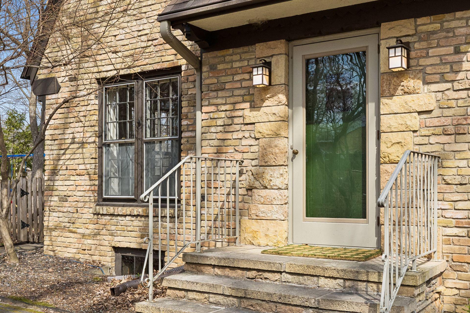 2 1/2 Webster Place Hopkins, MN 55305 - Photo 4 of 63