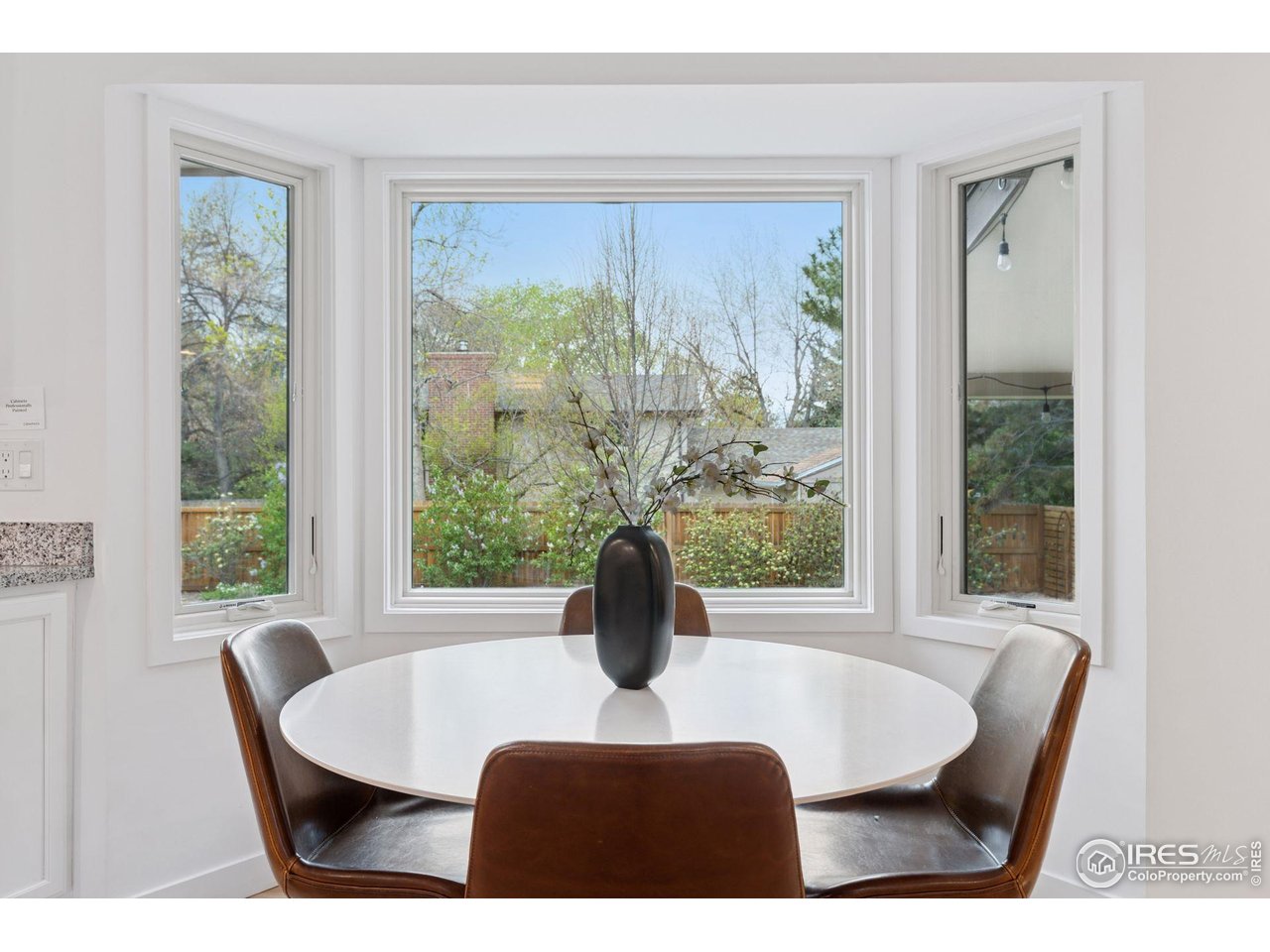 6916 Hunter Place Boulder, CO 80301 - Photo 9 of 40 Lovely bay window breakfast nook