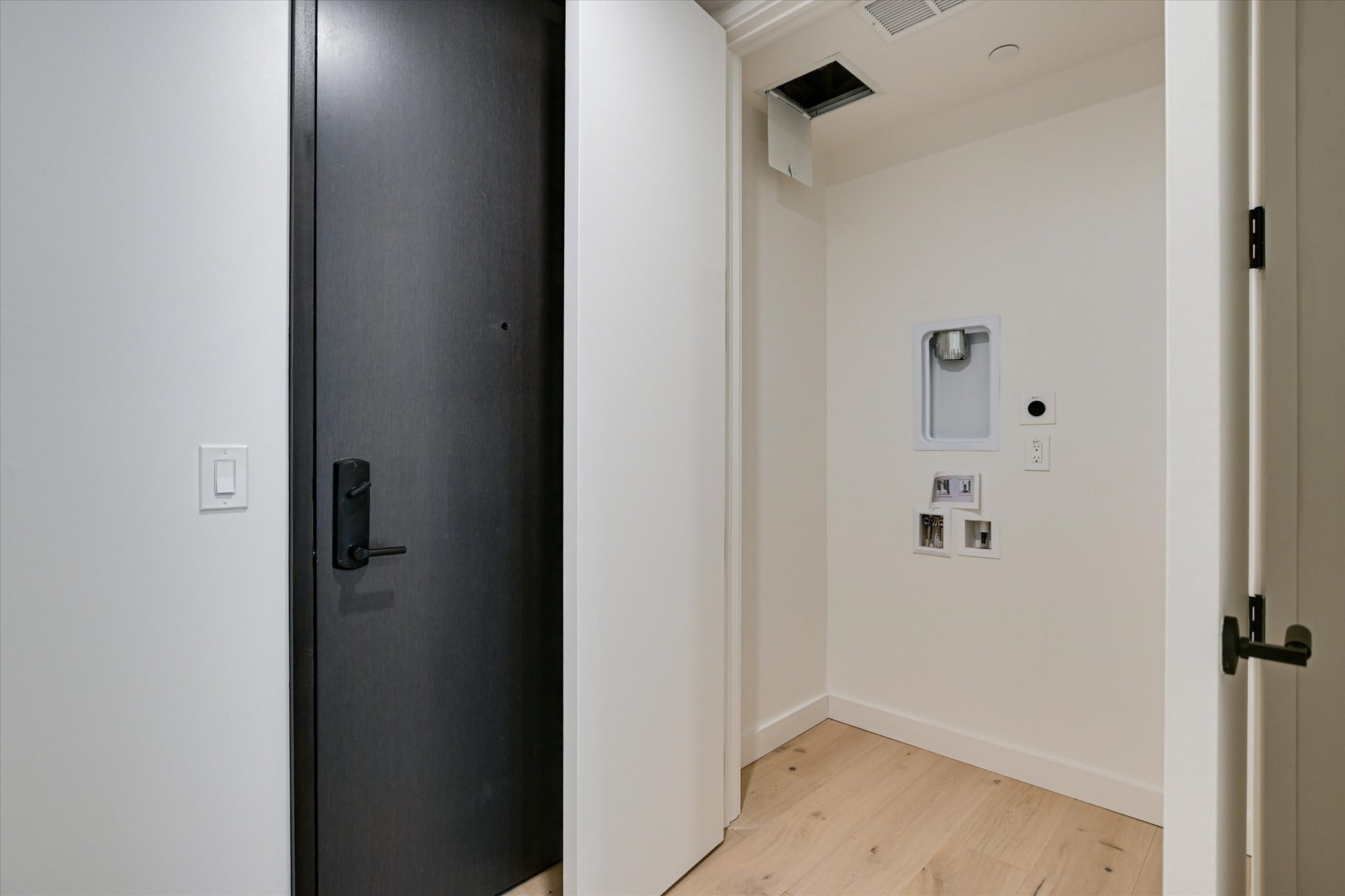 610 Davis Street, Unit 2008 Austin, TX 78701 - Photo 12 of 32