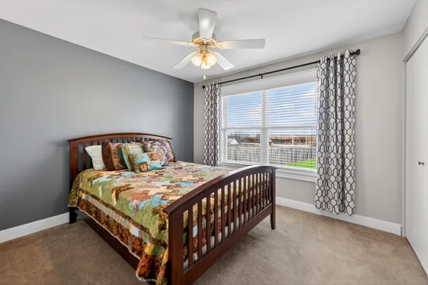 $339,000 | 133 Heatherfield Lane, DeKalb, IL 60115