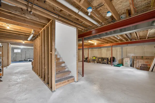 $339,000 | 133 Heatherfield Lane, DeKalb, IL 60115