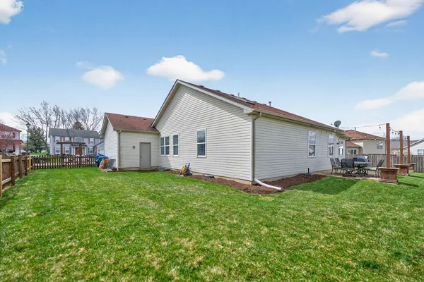 $339,000 | 133 Heatherfield Lane, DeKalb, IL 60115