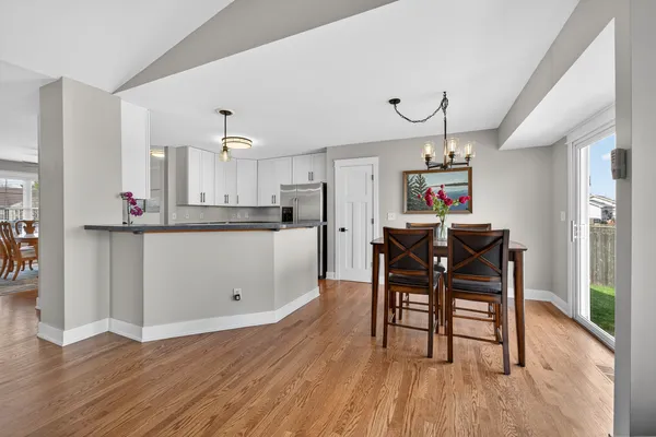 $339,000 | 133 Heatherfield Lane, DeKalb, IL 60115