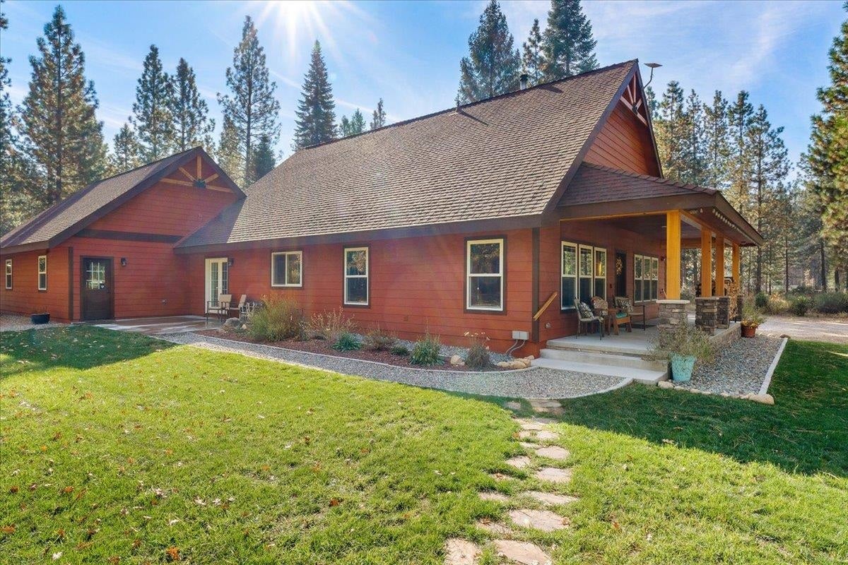 262 Haul Road McCloud, CA 96057 - Photo 3 of 34 Gallery Image 3