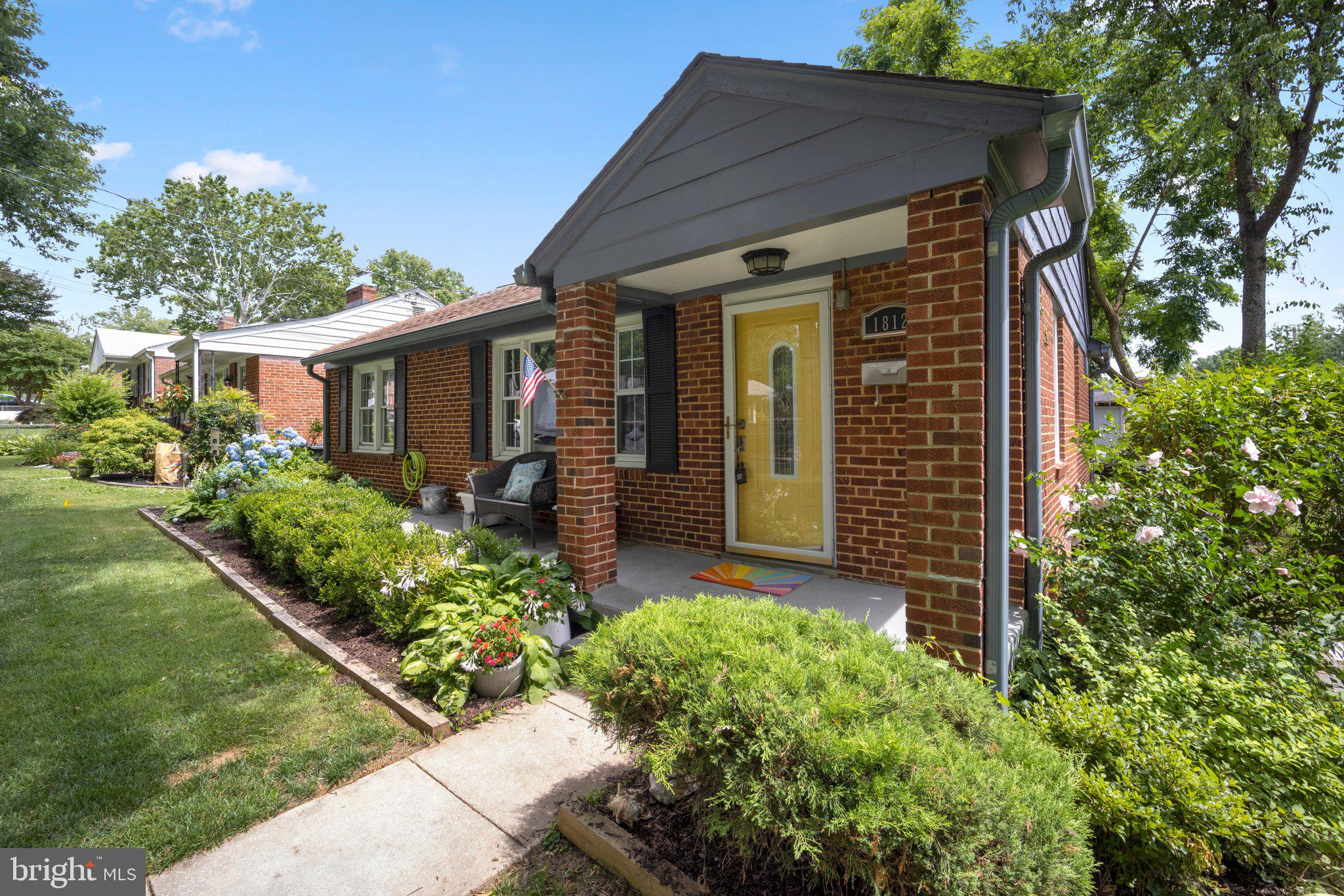 1812 Florin Street Silver Spring, MD 20902 - Photo 4 of 38 front view of a house with a yard