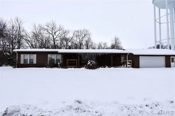 $138,000 | 112 East 6th Street, Staunton, IL 62088