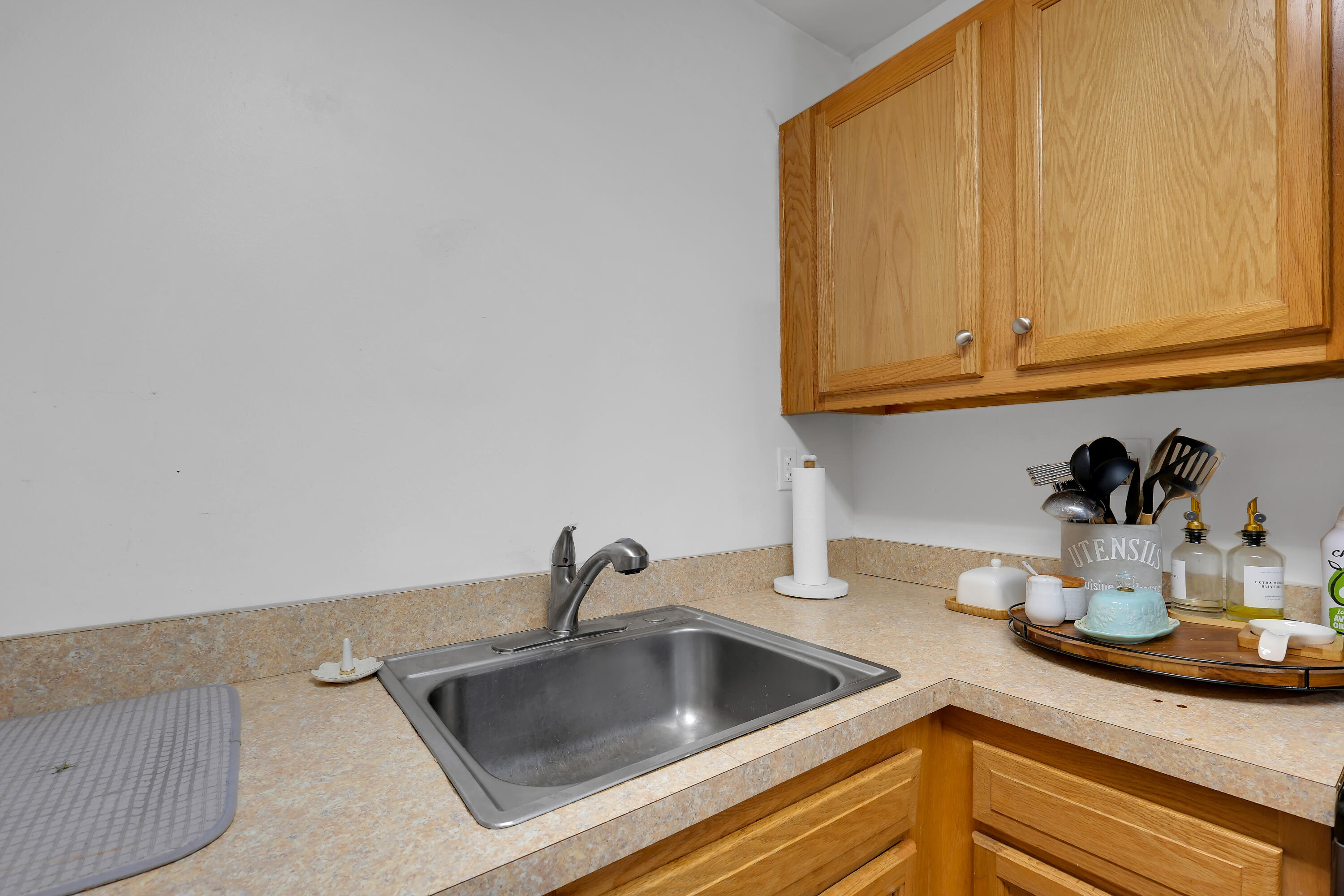 3131 Radiance Road Louisville, KY 40220 - Photo 10 of 30 Kitchen