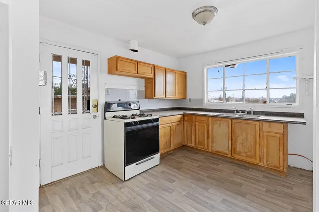 $205,000 | 2413 Copper Avenue, El Paso, TX 79930