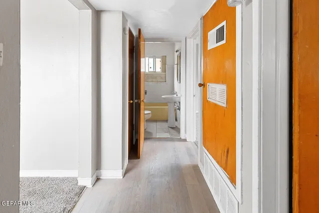 a view of a terrace with sky view