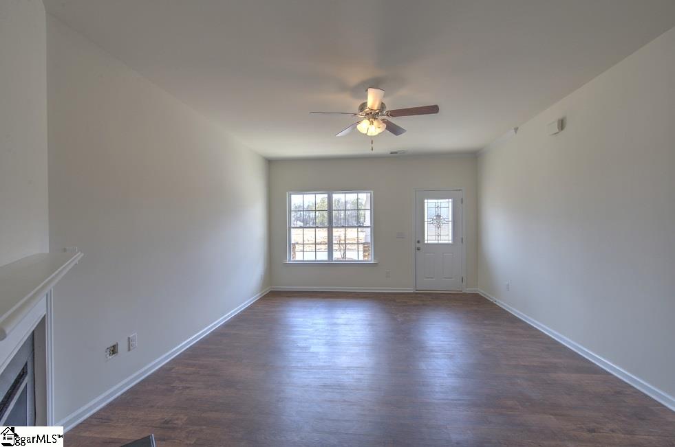 204 Addlestone Circle Fountain Inn, SC 29644 - Photo 6 of 32 Gallery Image 6