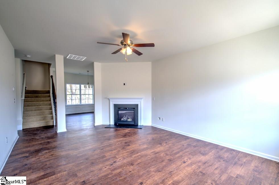 204 Addlestone Circle Fountain Inn, SC 29644 - Photo 9 of 32 Gallery Image 9