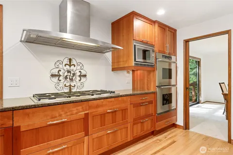 $2,150,000 | 3903 142nd Place Northeast, Bellevue, WA 98007