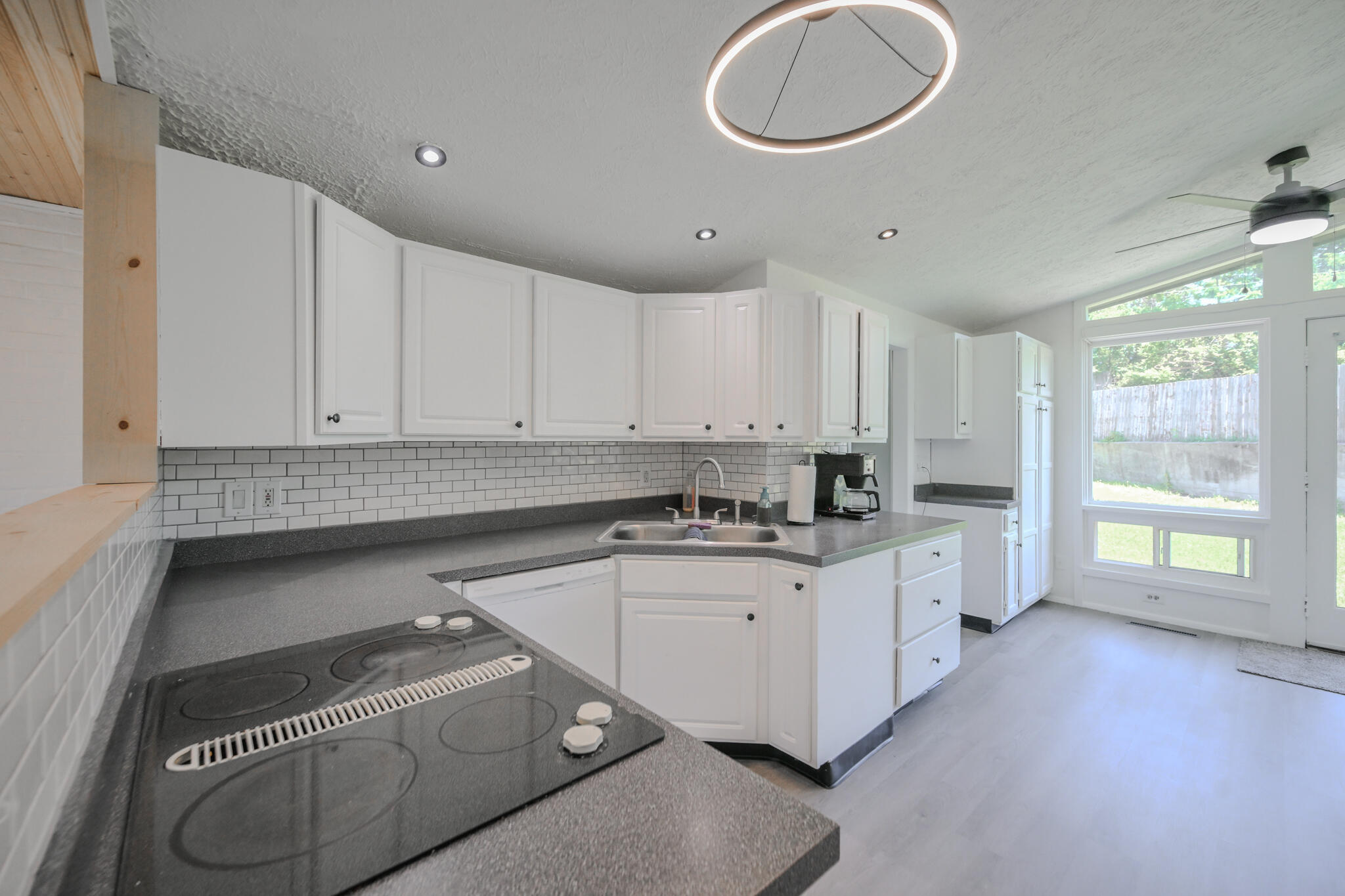 2020 Winding Trail Springfield, OH 45503 - Photo 10 of 32