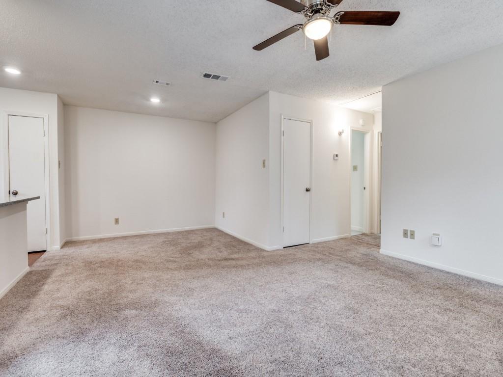 1307 Willoughby Lane, Unit 5410 Arlington, TX 76011 - Photo 5 of 13