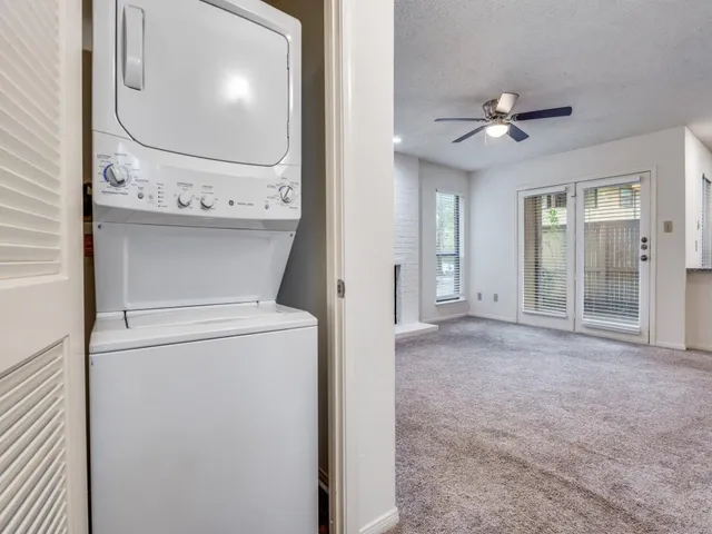 $1,100 | 1307 Willoughby Lane, Unit 5410, Arlington, TX 76011