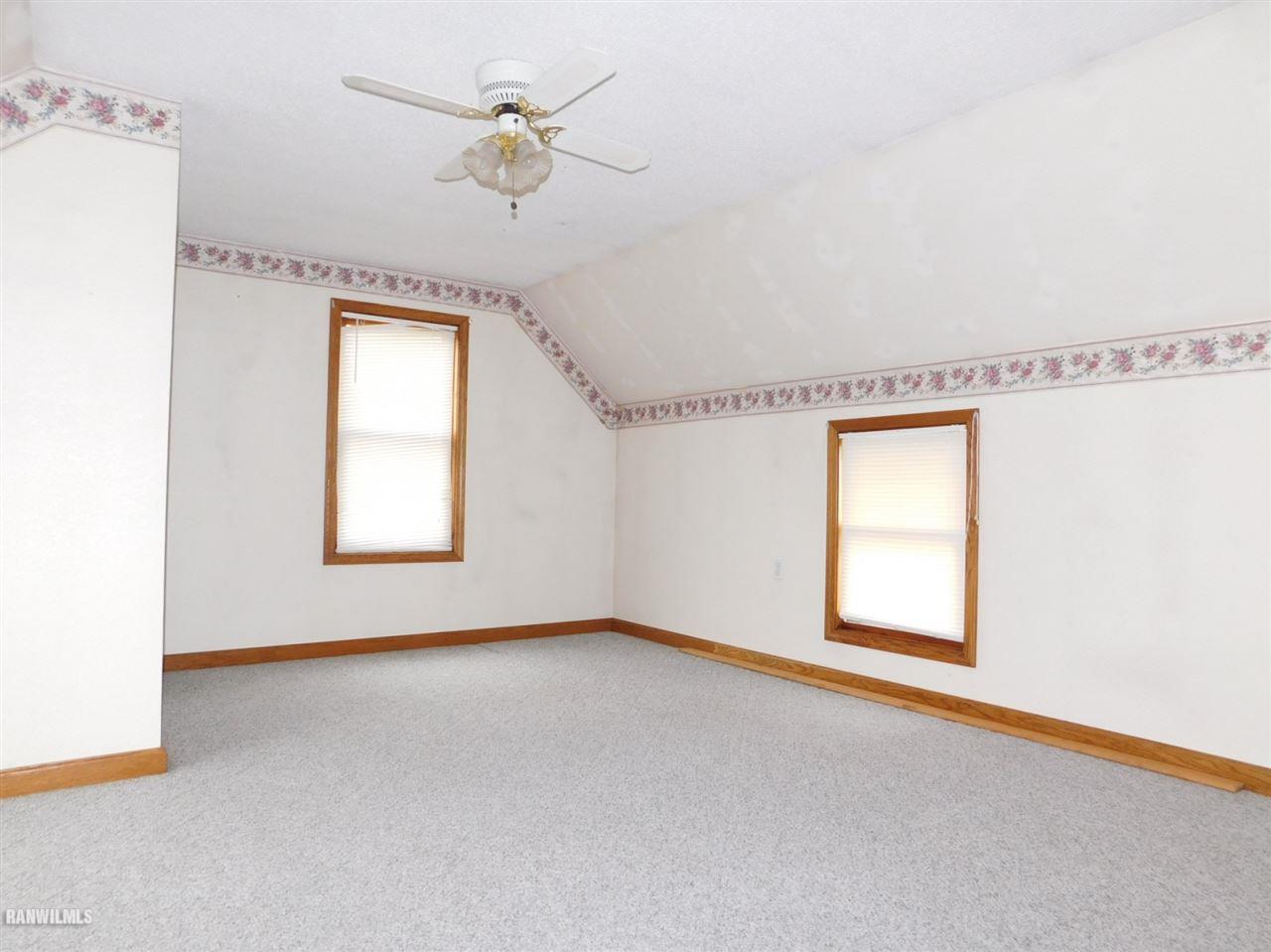 8800 Badger Road East Dubuque, IL 61025 - Photo 16 of 25 Gallery Image 16