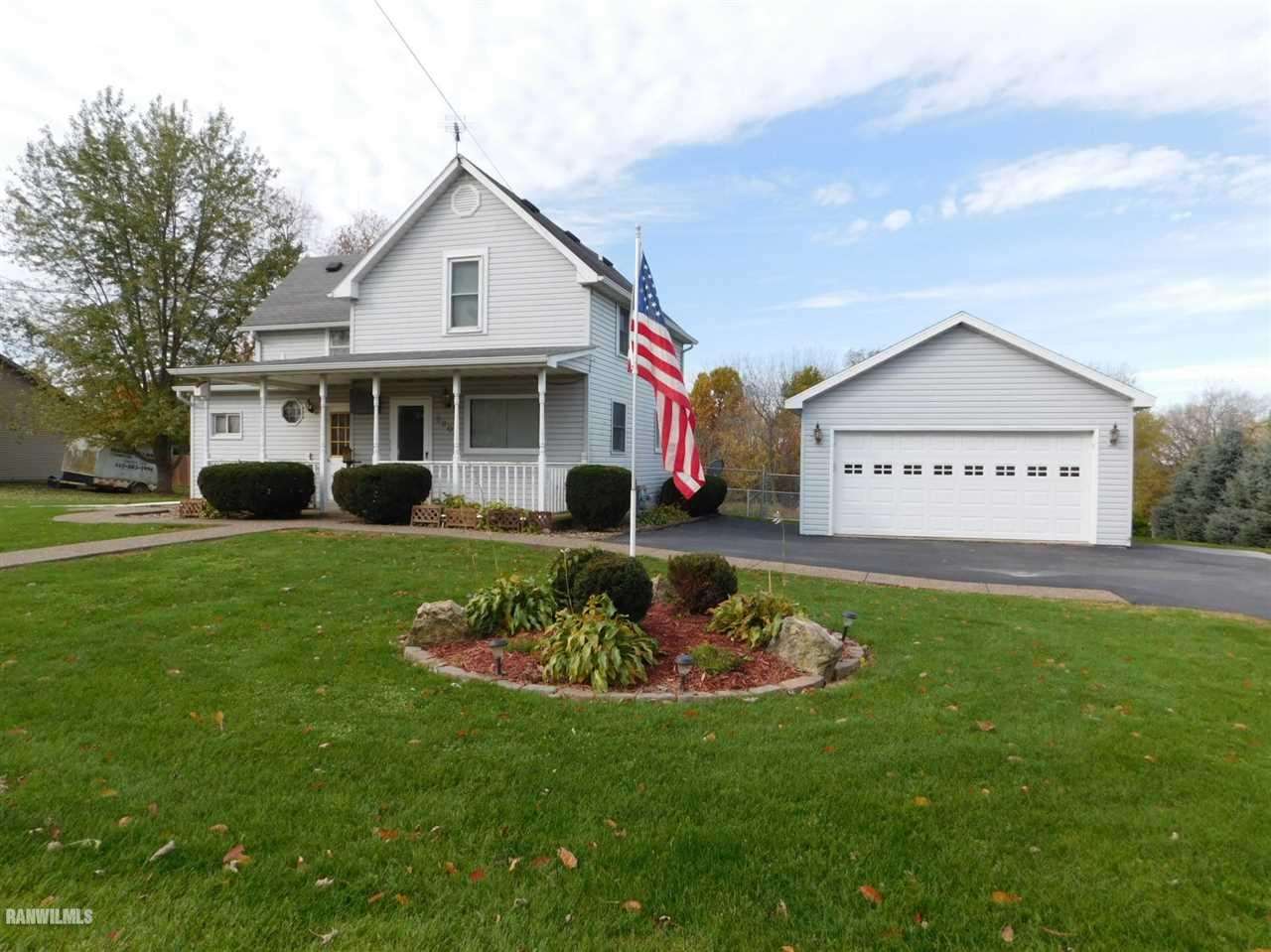 8800 Badger Road East Dubuque, IL 61025 - Photo 2 of 25 Gallery Image 2