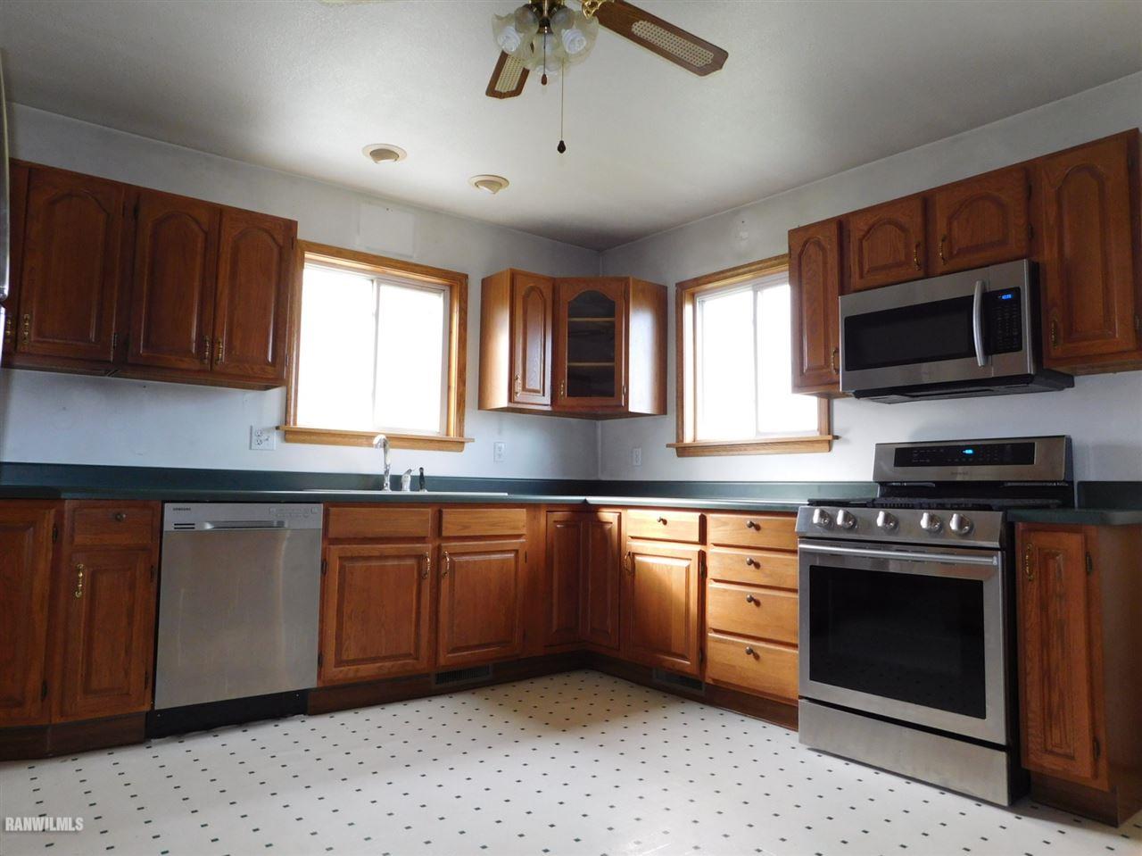 8800 Badger Road East Dubuque, IL 61025 - Photo 9 of 25 Gallery Image 9