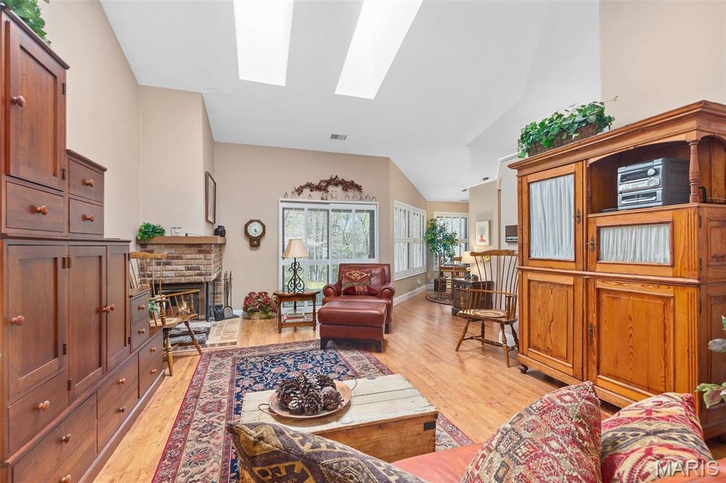 757 Windy Ridge Drive, Unit B Ballwin, MO 63021 - Photo 9 of 21