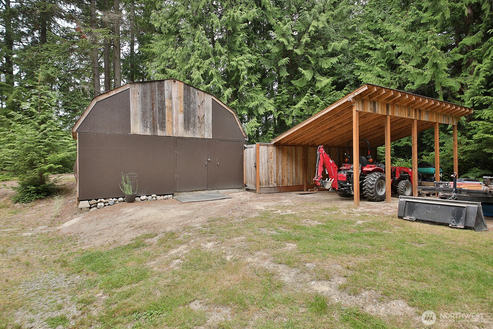 3835 South Amble Road Langley, WA 98260 - Photo 2 of 37 Gallery Image 2