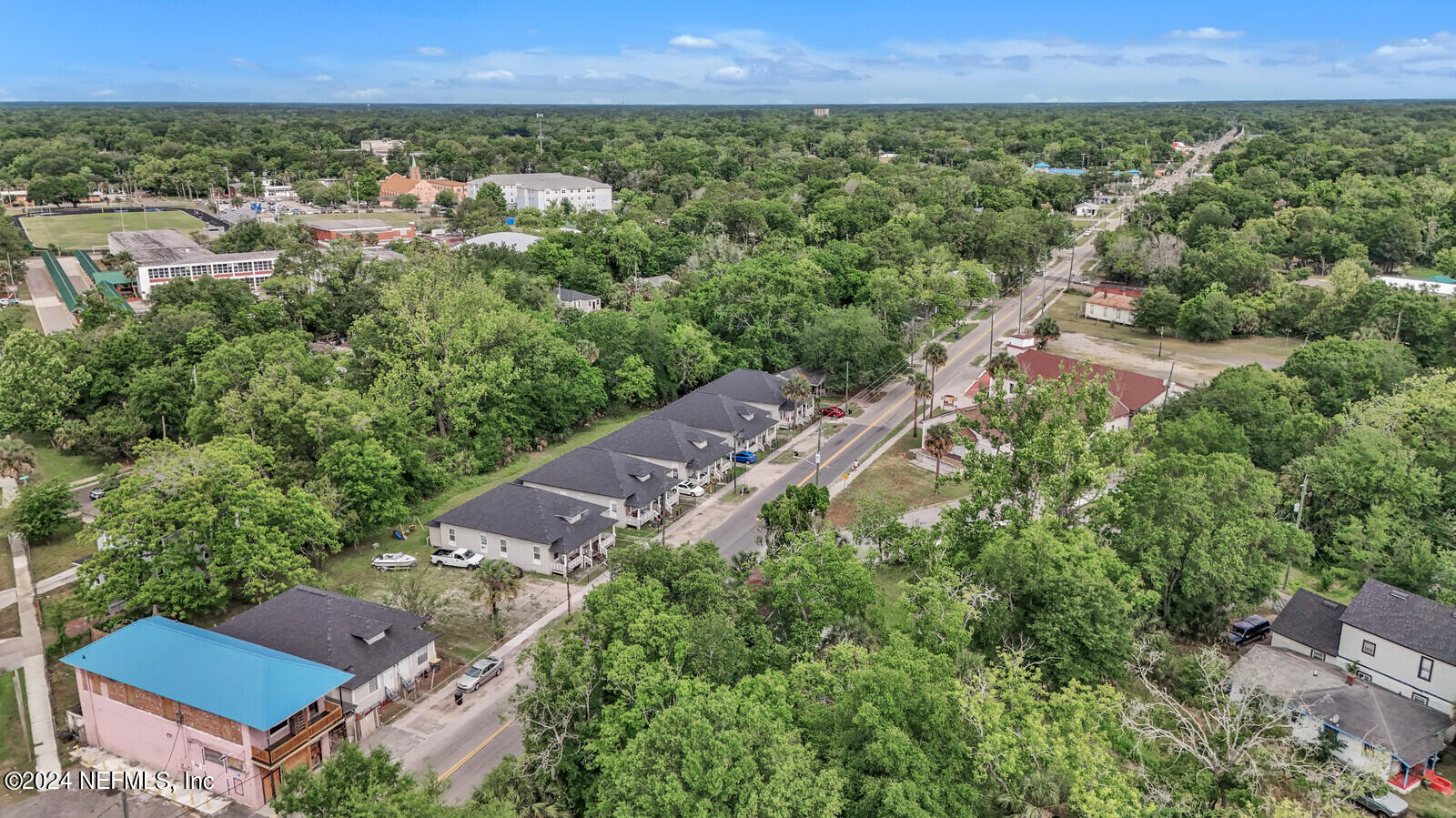 2306 Moncrief Road Jacksonville, FL 32209 - Photo 4 of 14 an aerial view of a house with a garden