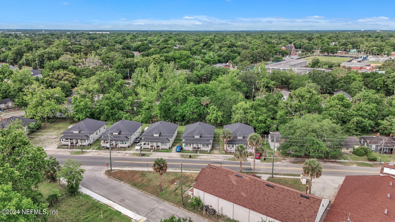 2306 Moncrief Road Jacksonville, FL 32209 - Photo 6 of 14 an aerial view of a house with yard and lake view