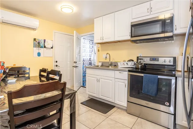 $1,350,000 | 7306 Jumilla Avenue, Winnetka, CA 91306