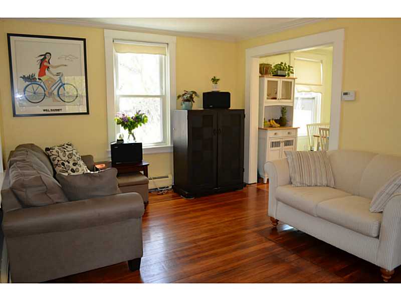 57 Wendell Road Warwick, RI 02888 - Photo 8 of 25 Living Room.