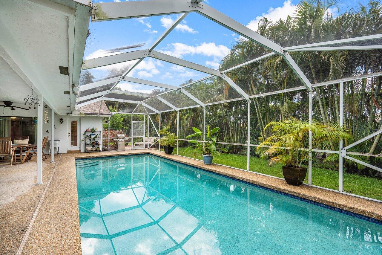 17340 Lake Park Road Boca Raton, FL 33487 - Photo 25 of 36 Pool