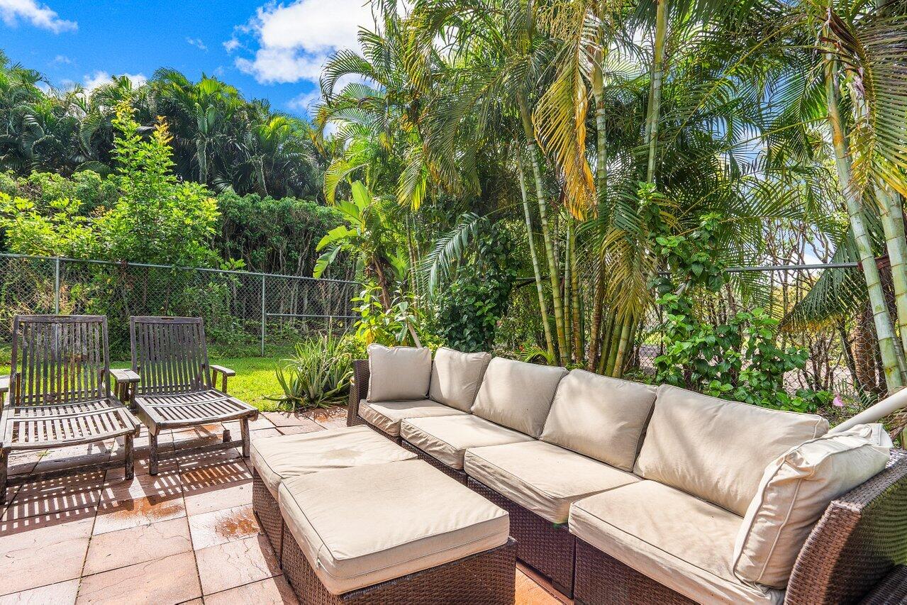 17340 Lake Park Road Boca Raton, FL 33487 - Photo 31 of 36 Backyard