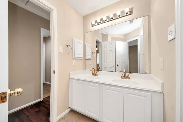 $334,900 | 8214 Morning Dawn Drive, Houston, TX 77095