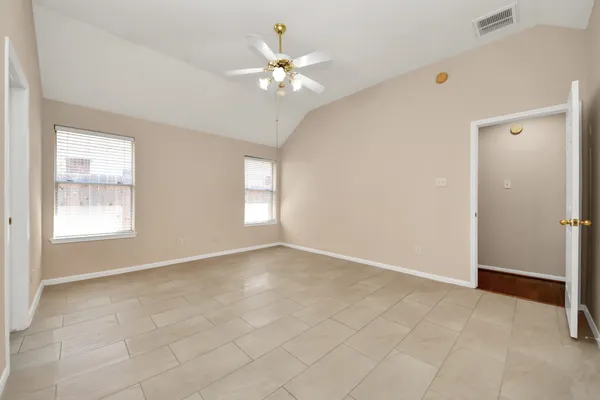 $334,900 | 8214 Morning Dawn Drive, Houston, TX 77095