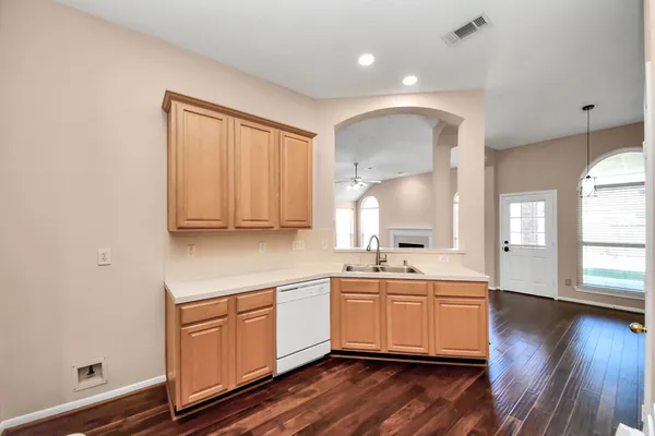 $334,900 | 8214 Morning Dawn Drive, Houston, TX 77095